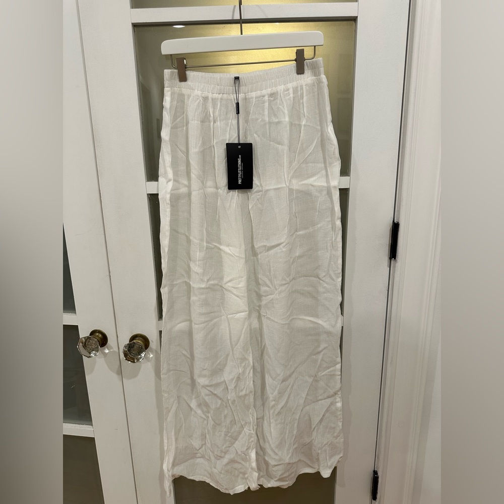 PrettyLittleThing ecru wide leg beach floaty trouser NWT